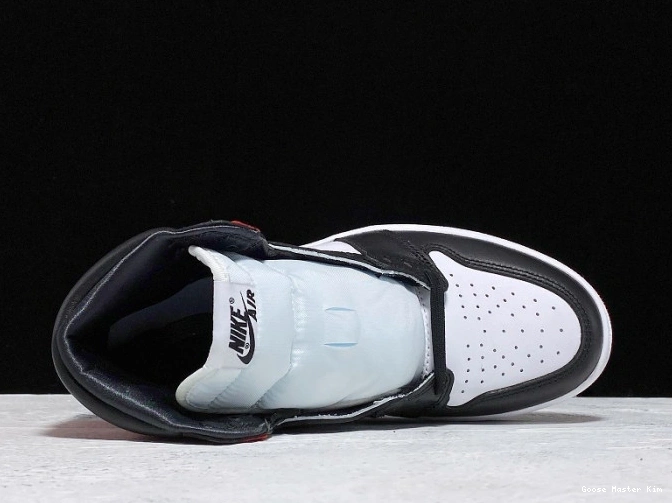 Jordan Retro Toe Air Satin CD0461-016 1 Black High 0523